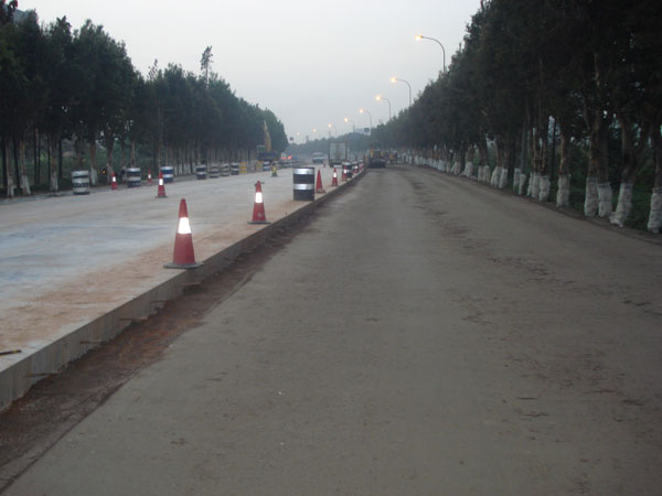 开云体育-足球篮球官方直播平台
南三公路道路维修工程